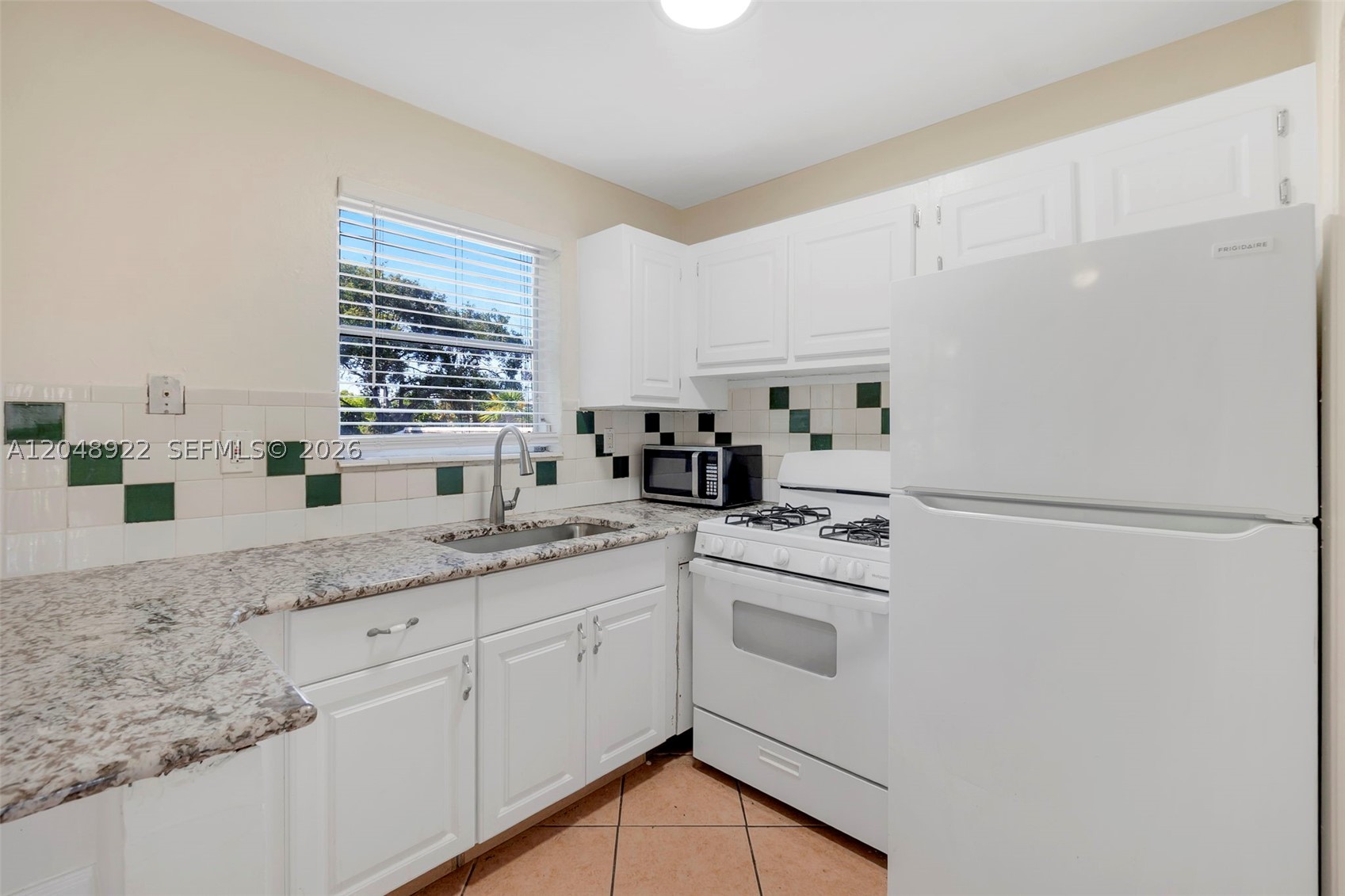 SUNRISE GOLF VILLAGE SEC - Residential Income