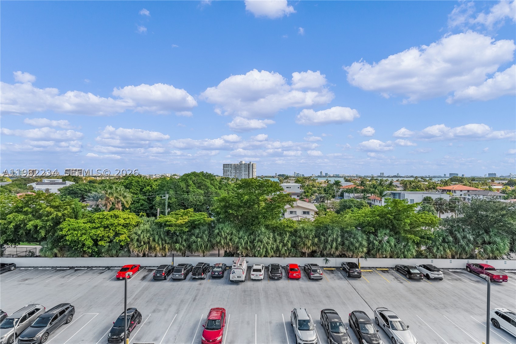 BAYVIEW TOWERS CONDO SOUT - Residential