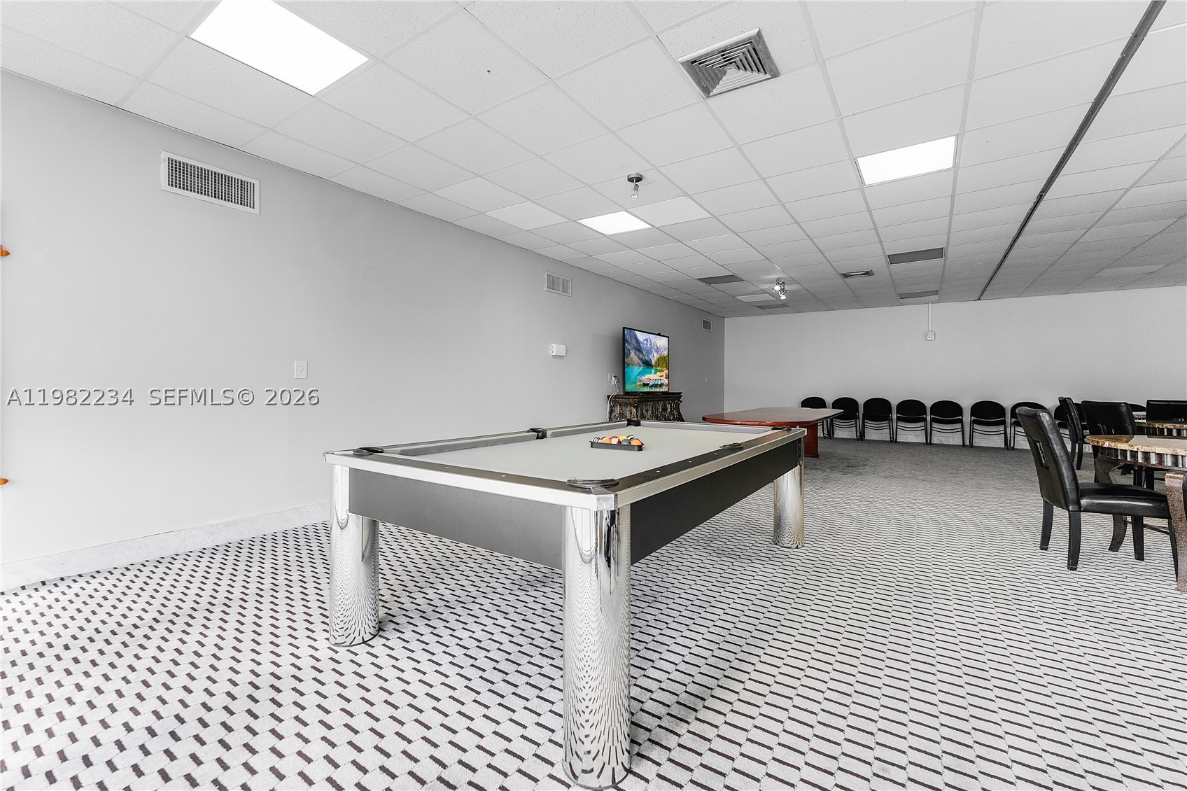 BAYVIEW TOWERS CONDO SOUT - Residential
