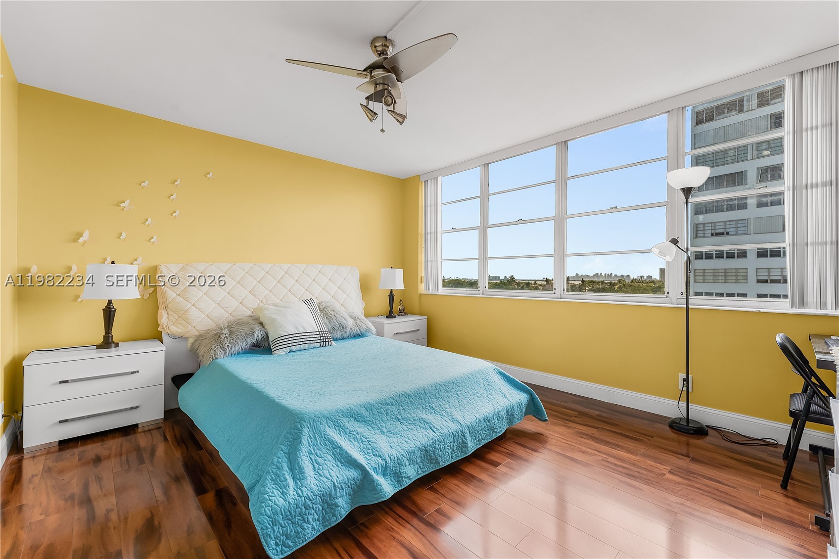 BAYVIEW TOWERS CONDO SOUT - Residential