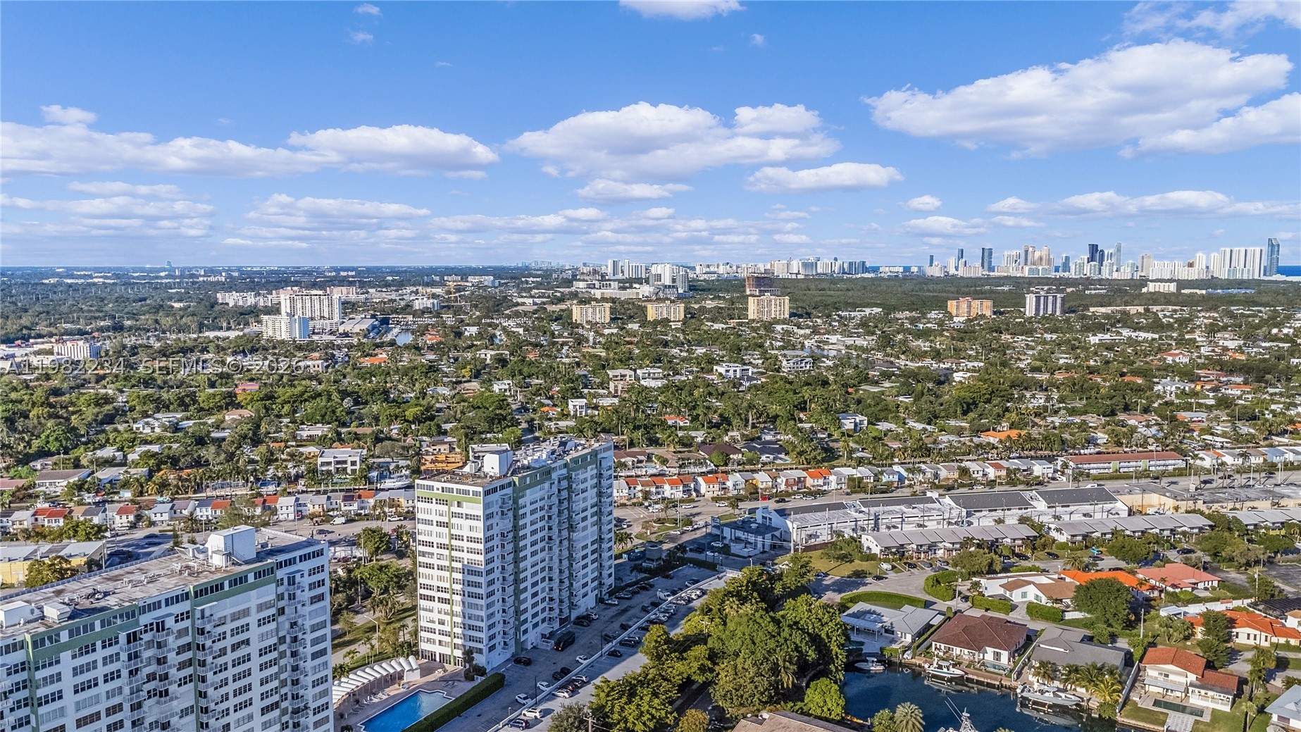 BAYVIEW TOWERS CONDO SOUT - Residential