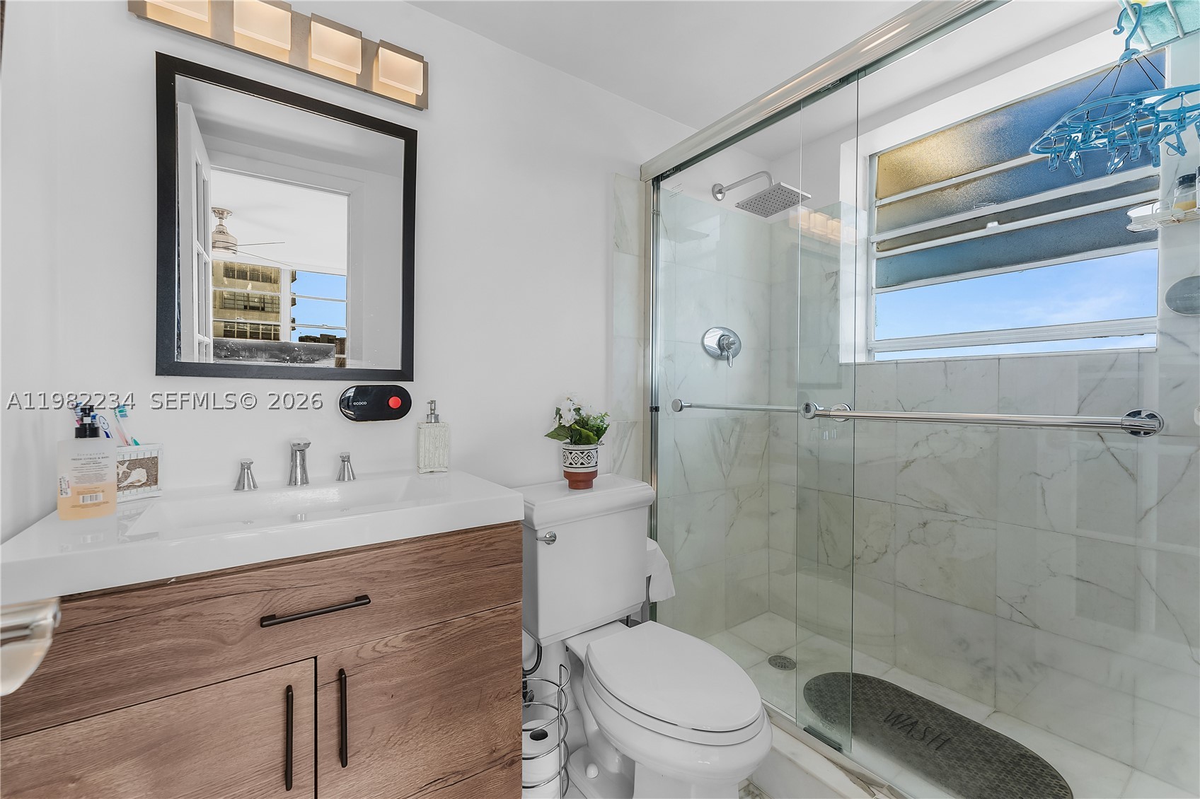 BAYVIEW TOWERS CONDO SOUT - Residential