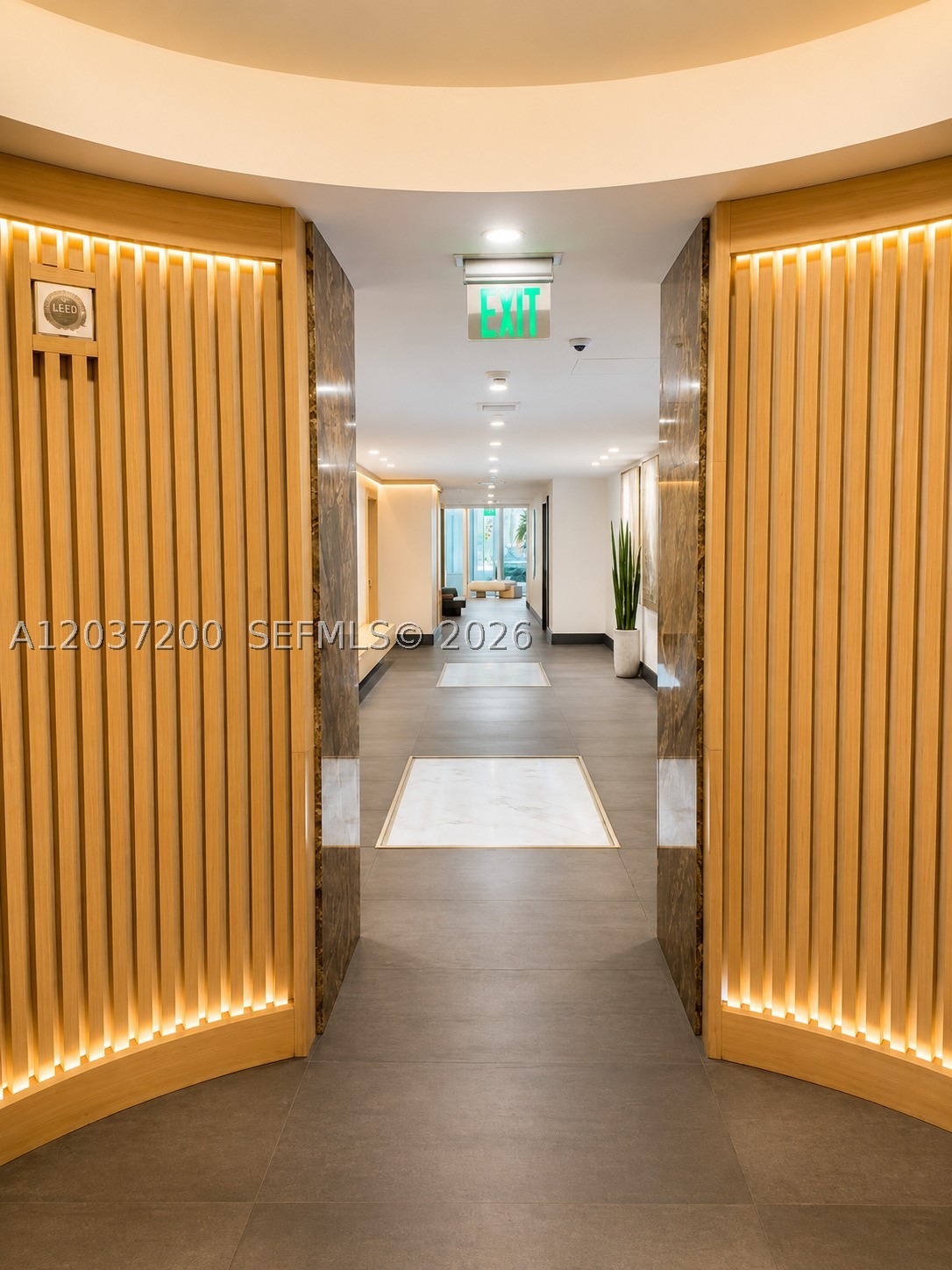 IVY CONDO - Residential Lease