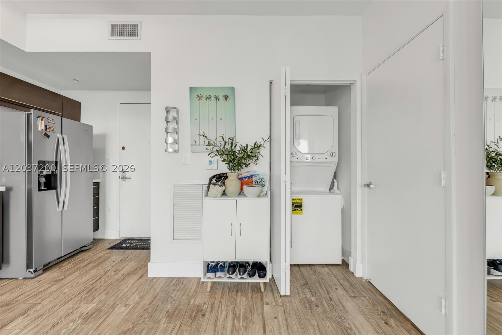 IVY CONDO - Residential Lease