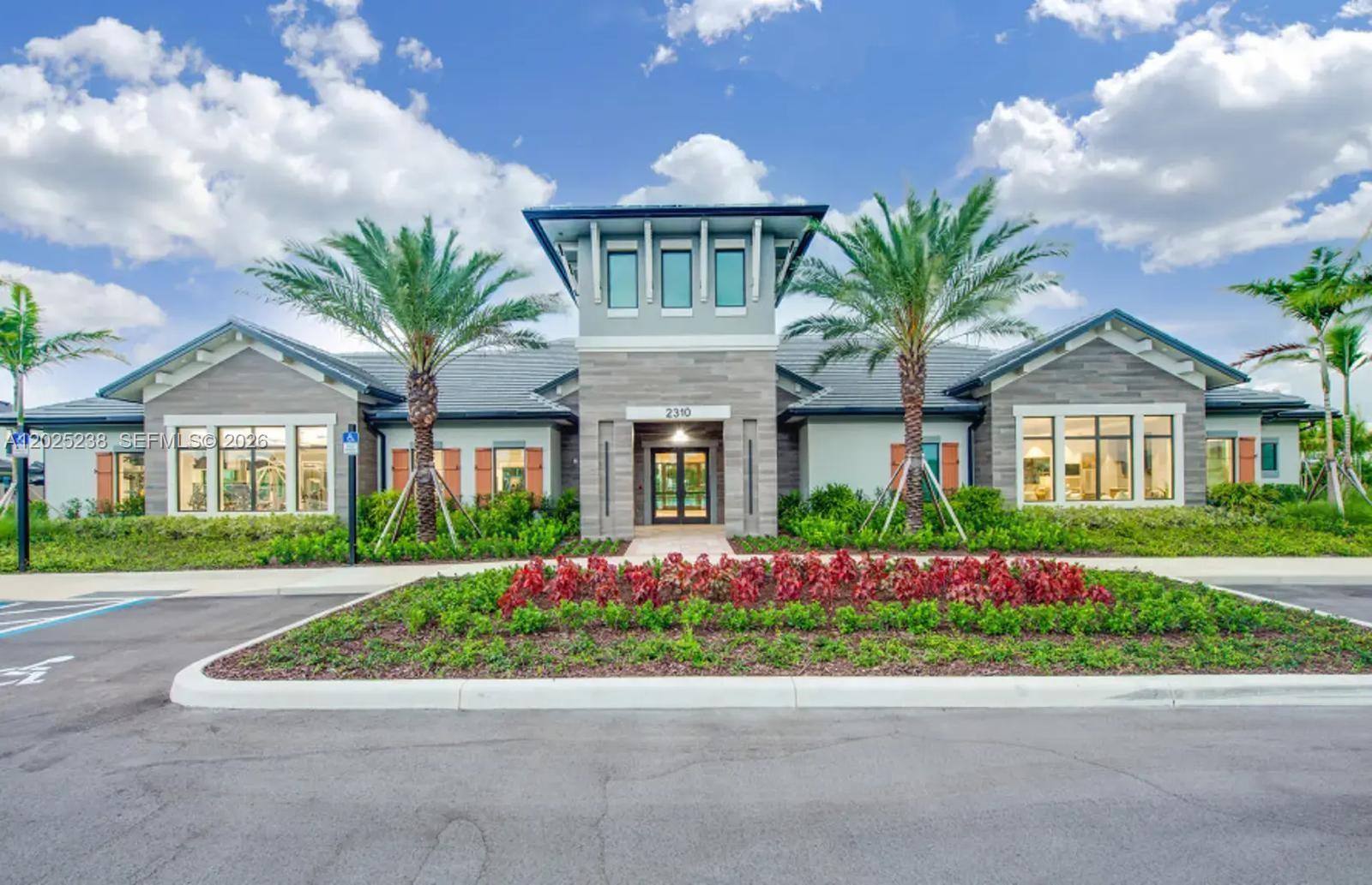 OAK TREE PROPERTY REDEVEL - Residential Lease