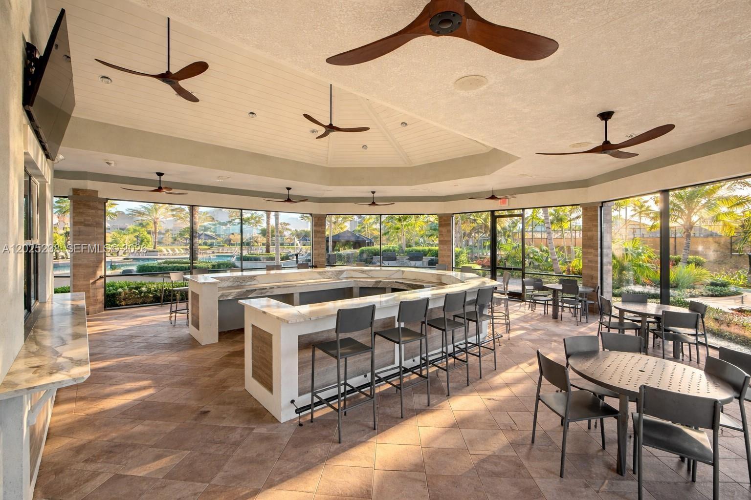 OAK TREE PROPERTY REDEVEL - Residential Lease