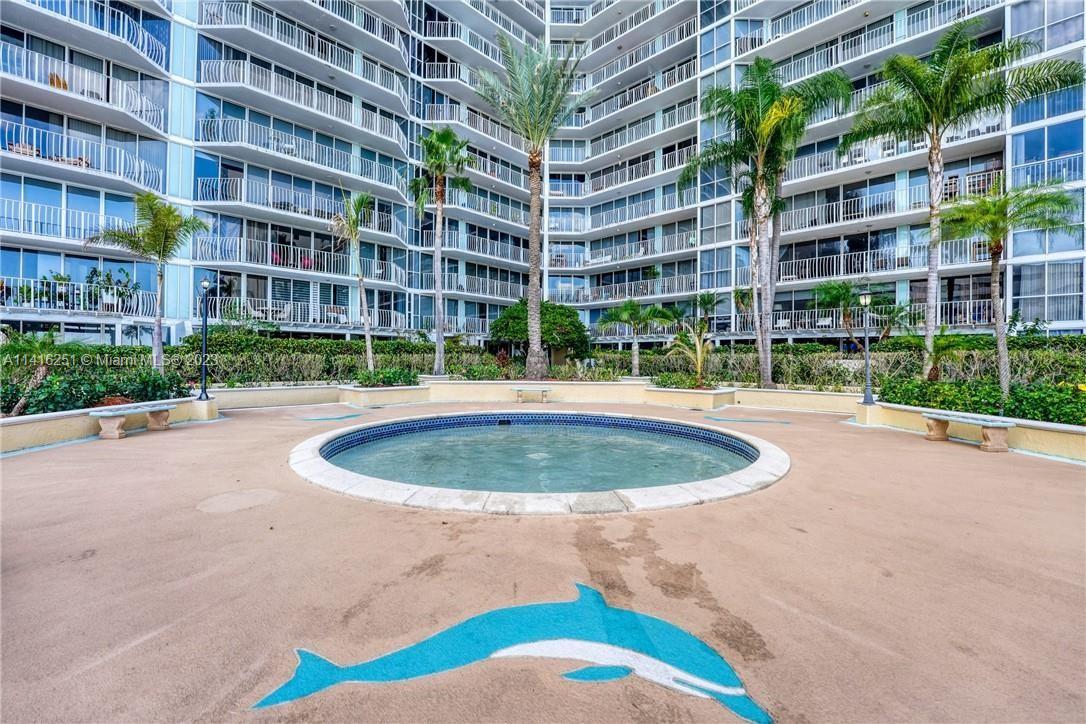 THE GRANDVIEW PALACE COND - Residential Lease