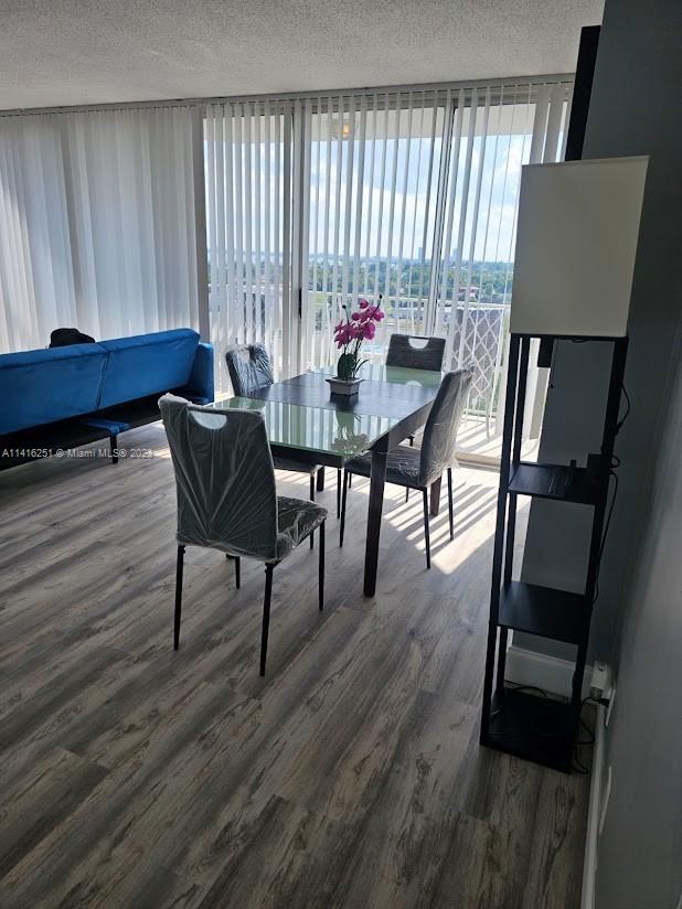 THE GRANDVIEW PALACE COND - Residential Lease
