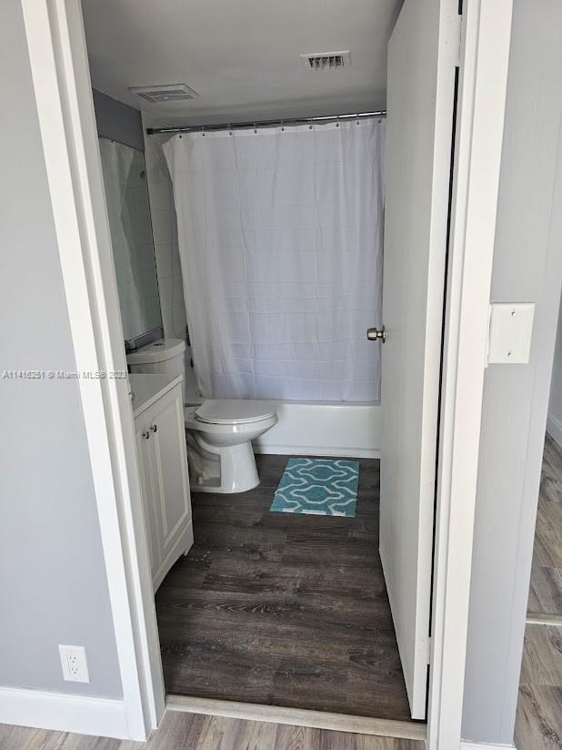 THE GRANDVIEW PALACE COND - Residential Lease