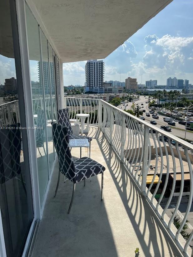 THE GRANDVIEW PALACE COND - Residential Lease