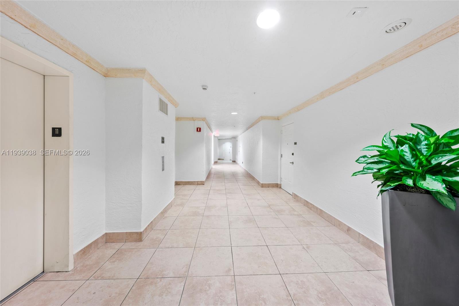 GABLES PARK TOWER - Residential