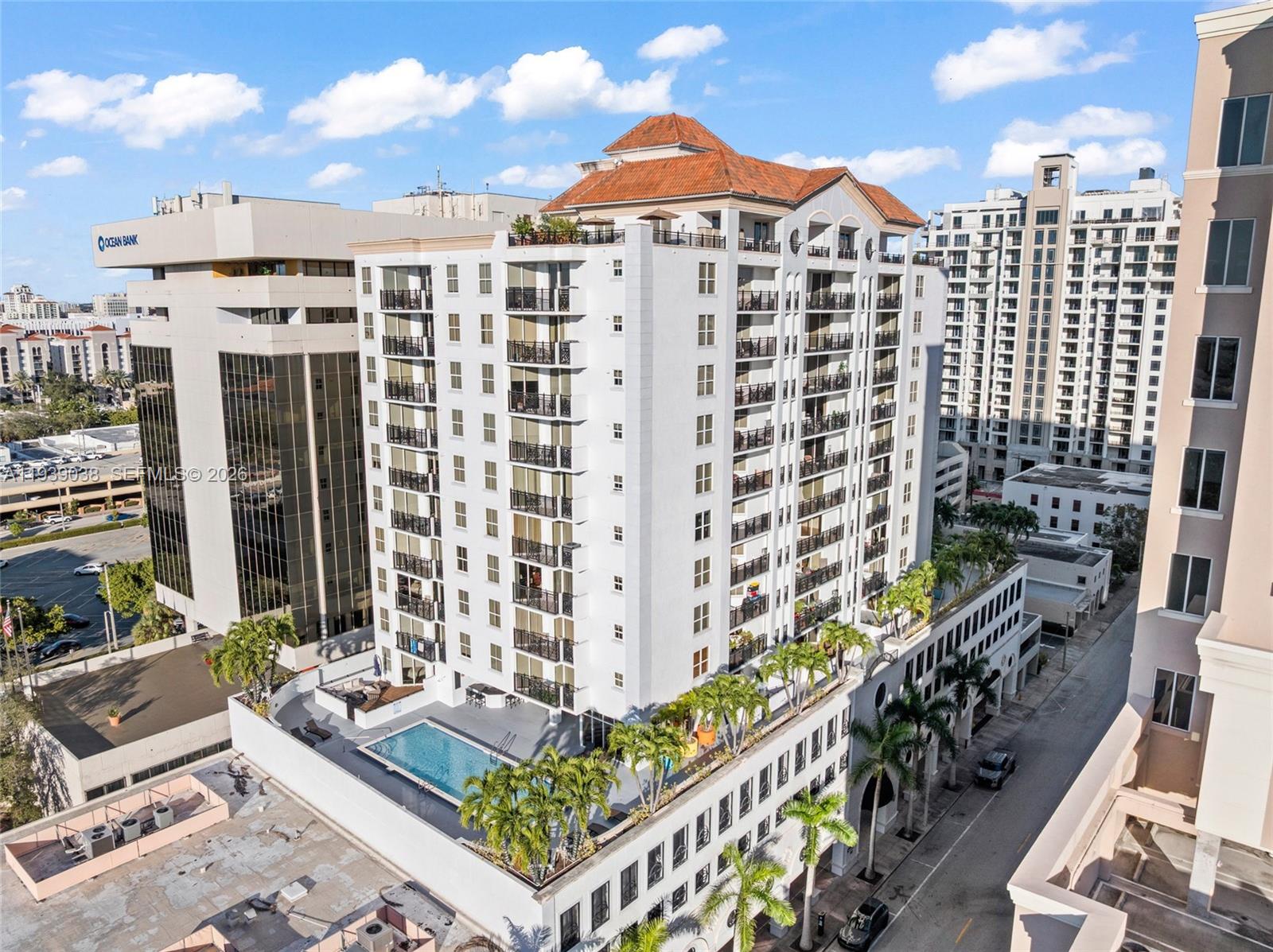 GABLES PARK TOWER - Residential