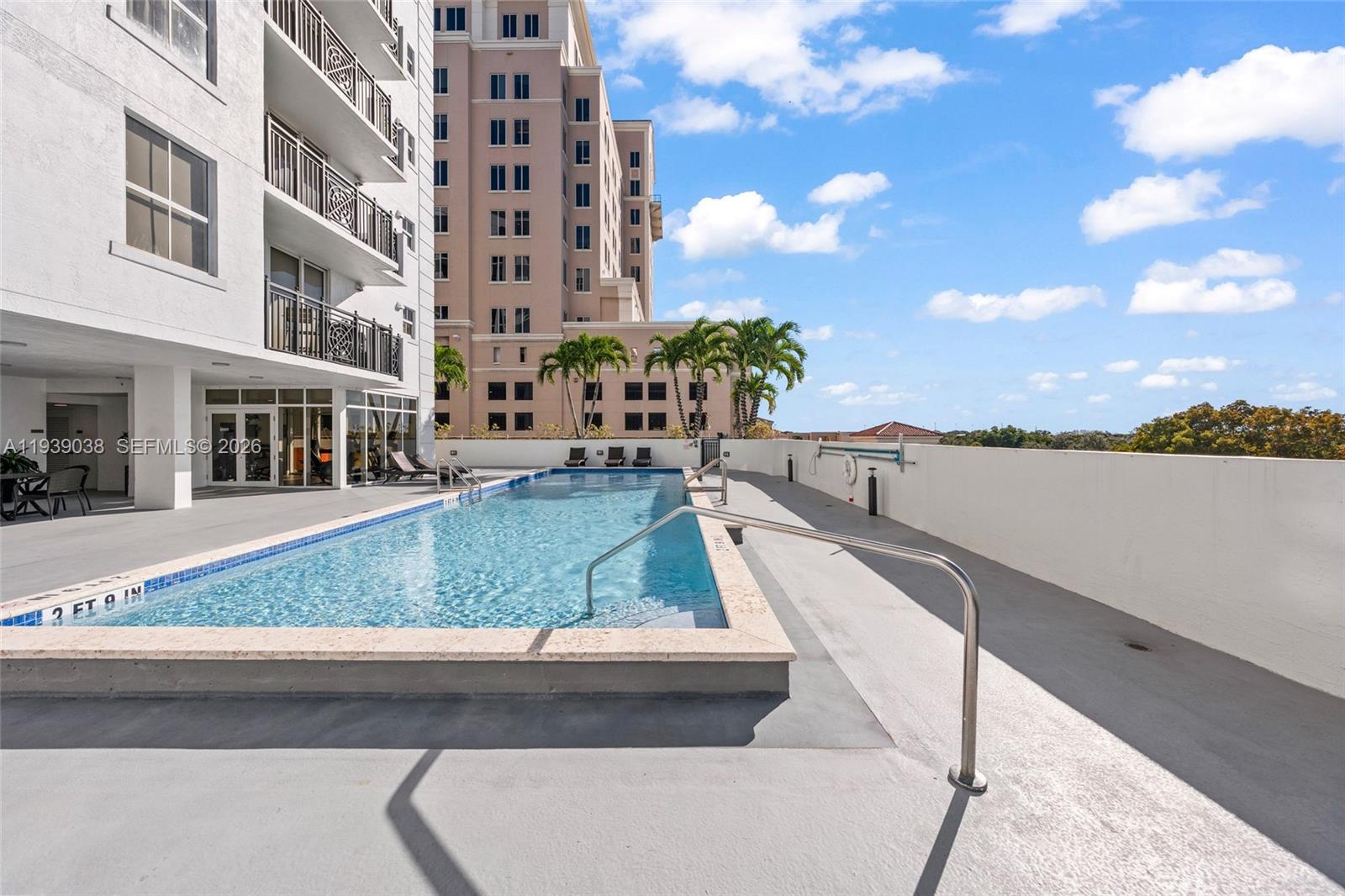 GABLES PARK TOWER - Residential