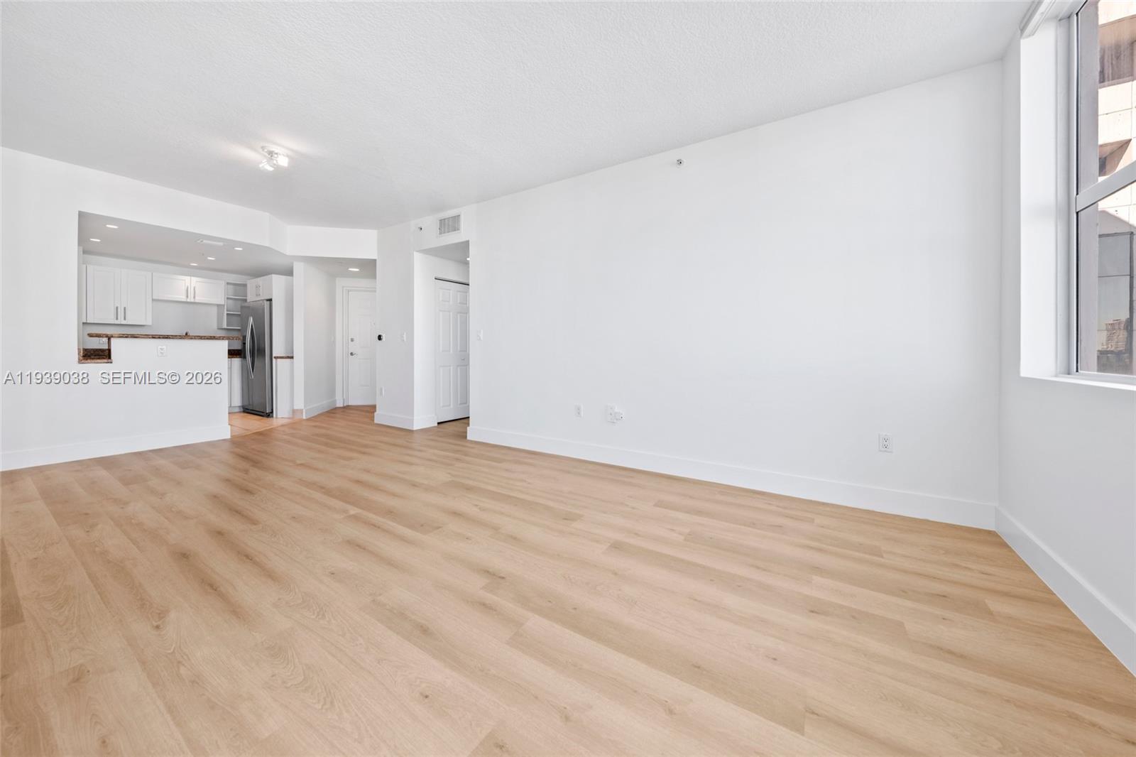 GABLES PARK TOWER - Residential