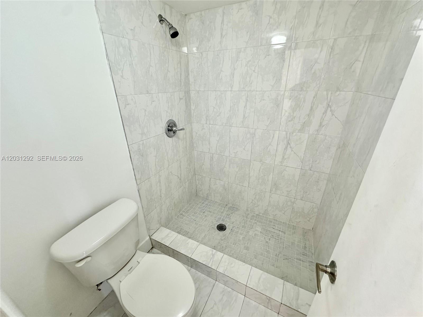 POINT SOUTH CONDO - Residential Lease