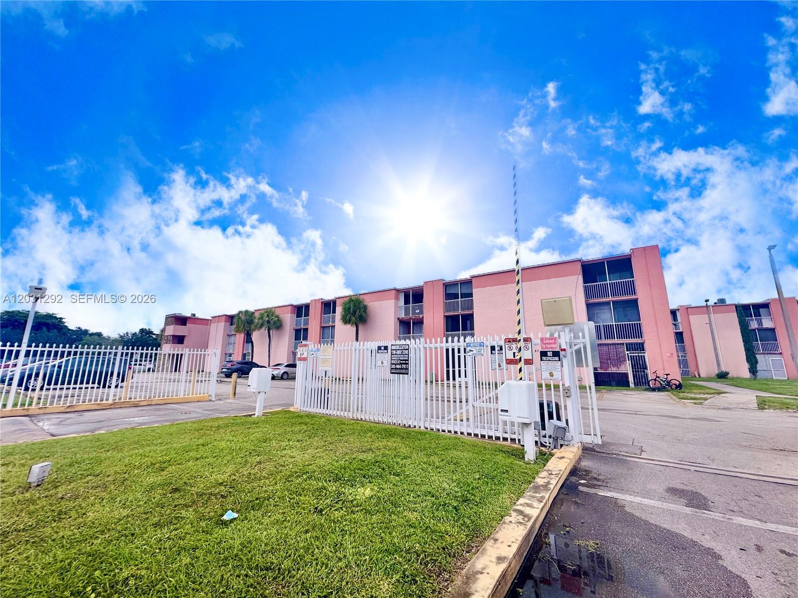 POINT SOUTH CONDO - Residential Lease