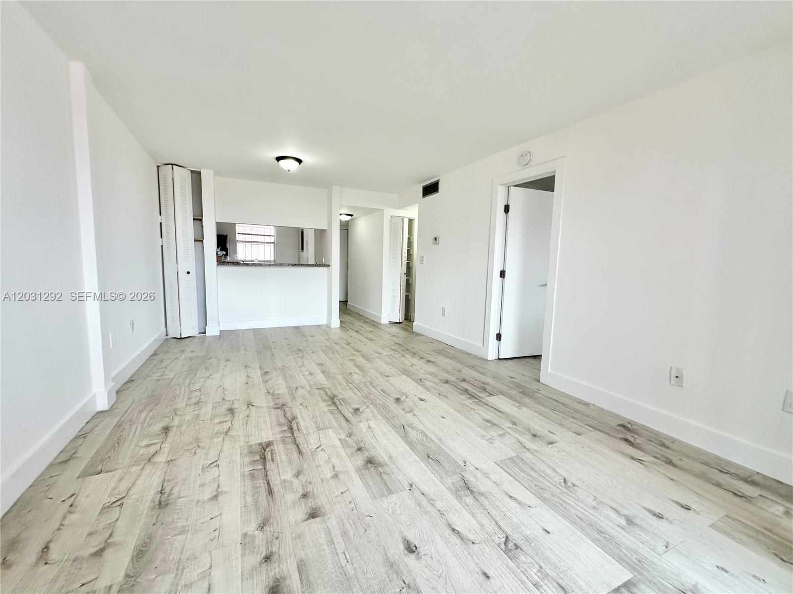 POINT SOUTH CONDO - Residential Lease