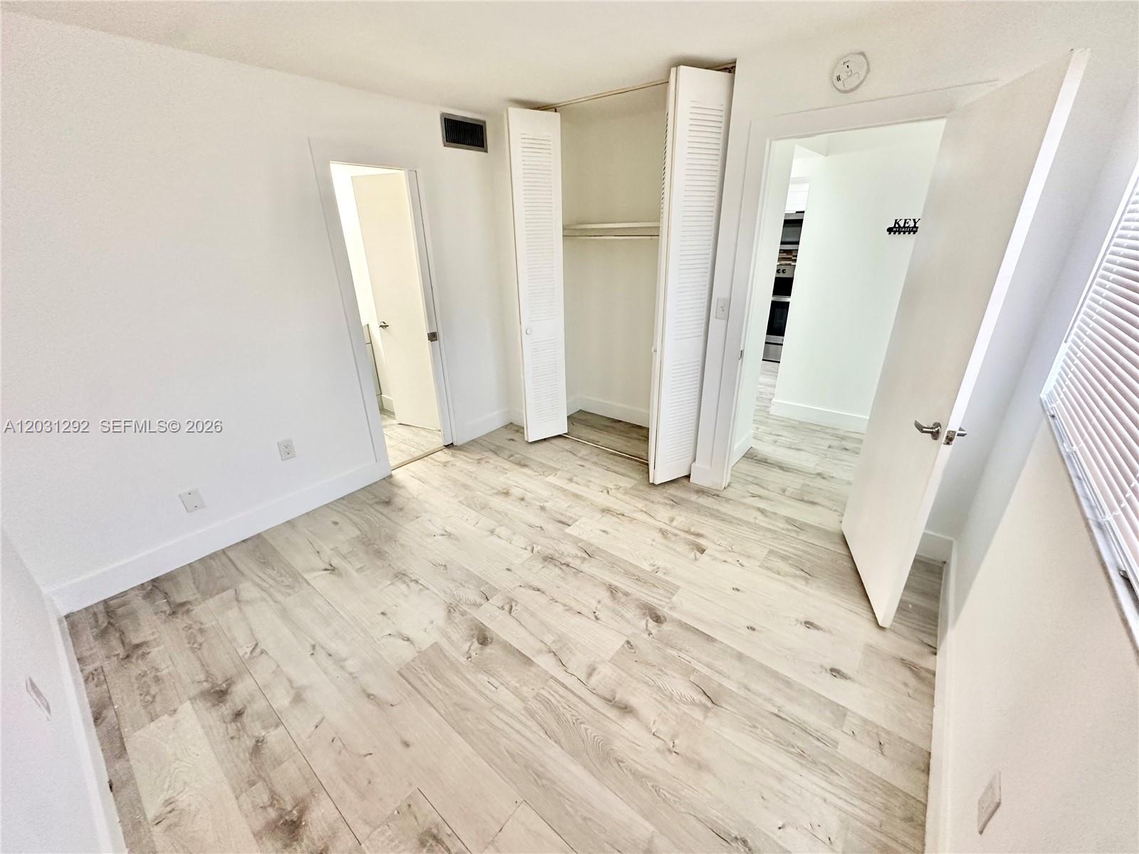 POINT SOUTH CONDO - Residential Lease