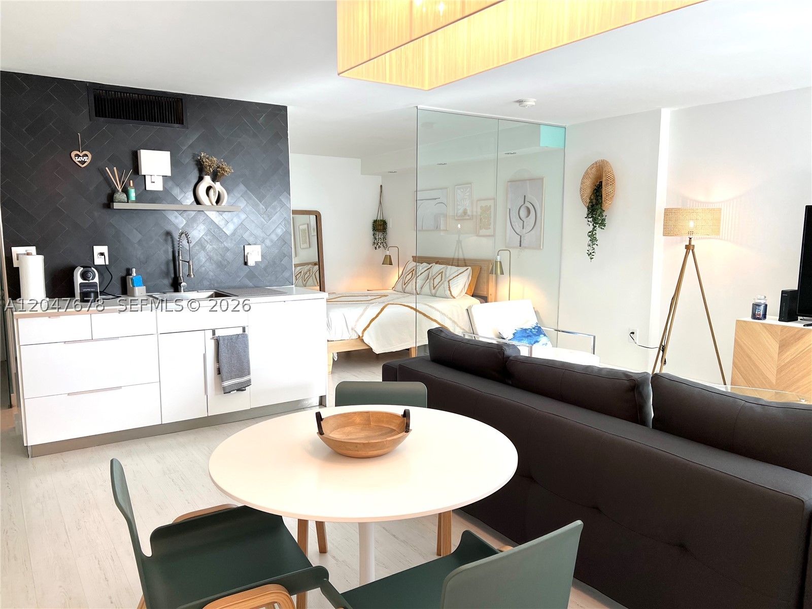 OCEAN POINT CONDO - Residential Lease