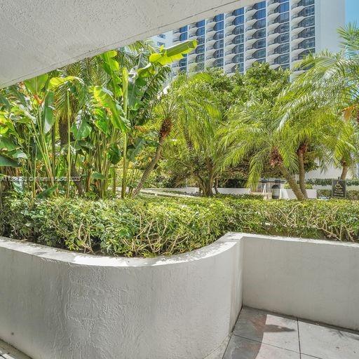 VENETIA CONDO - Residential