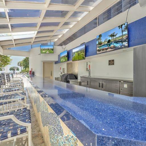VENETIA CONDO - Residential