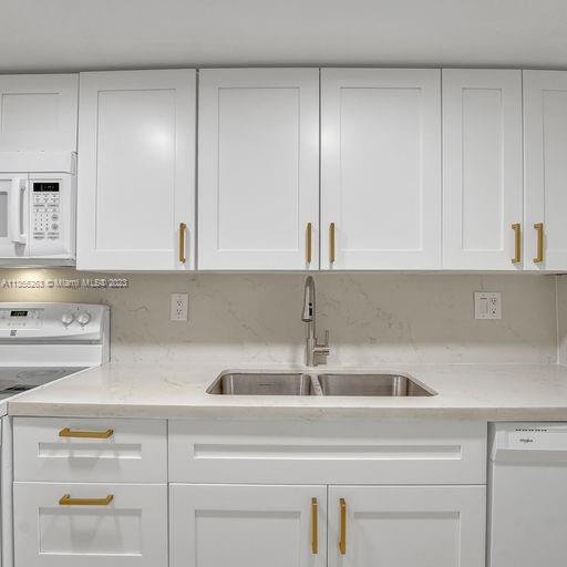 VENETIA CONDO - Residential