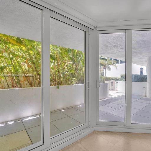 VENETIA CONDO - Residential