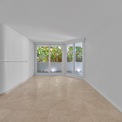 VENETIA CONDO - Residential