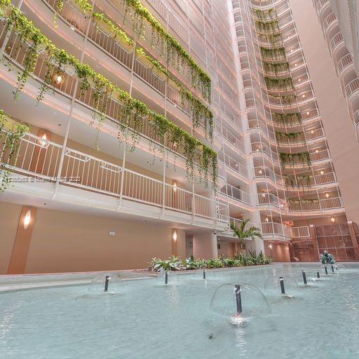 VENETIA CONDO - Residential