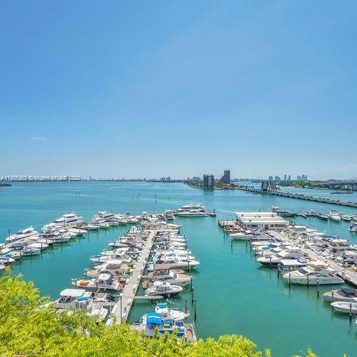 VENETIA CONDO - Residential