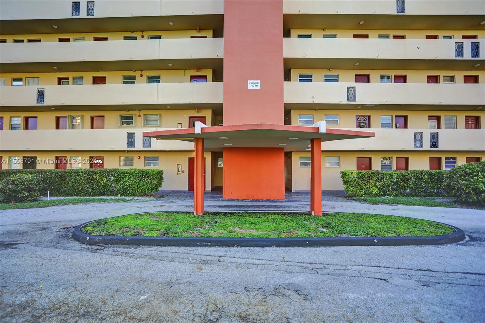 JADE WINDS GROUP - - Residential