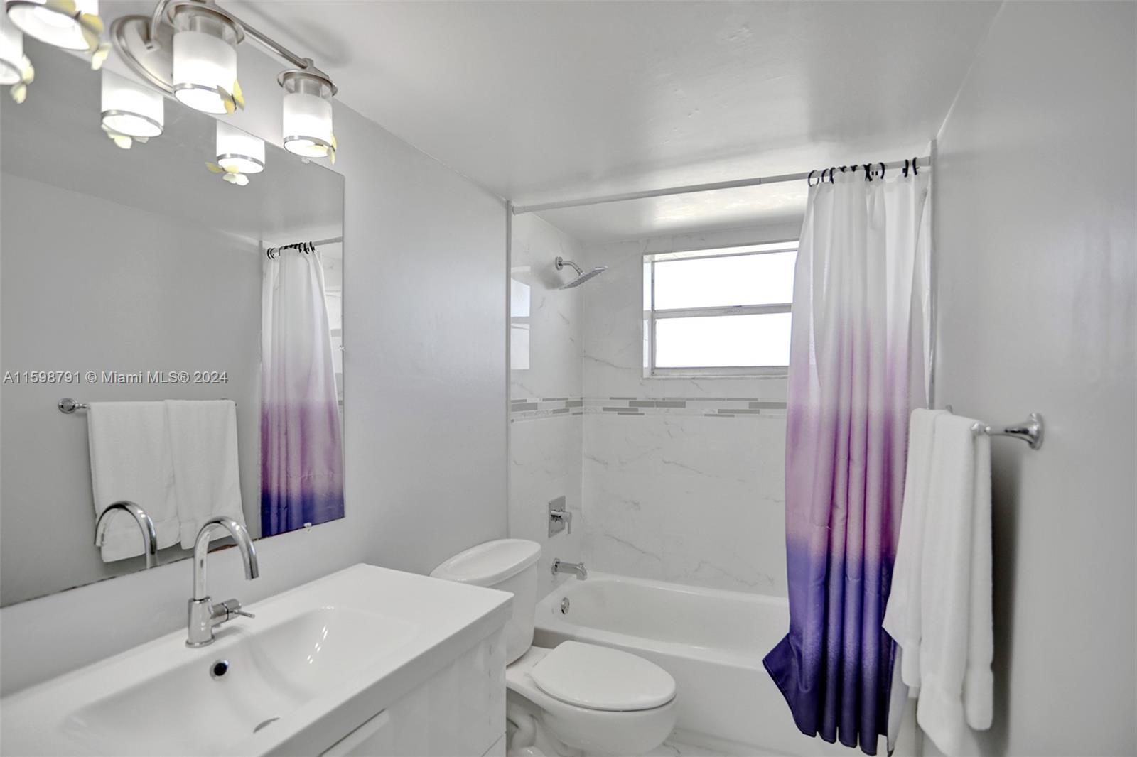 JADE WINDS GROUP - - Residential