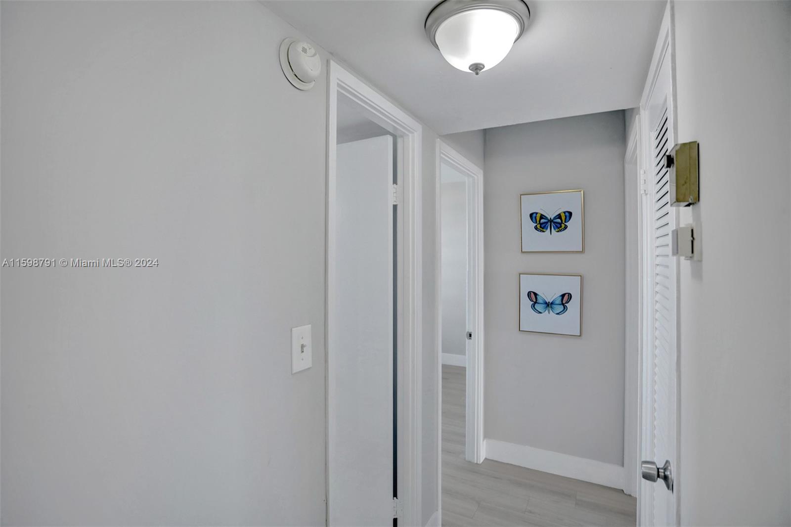 JADE WINDS GROUP - - Residential