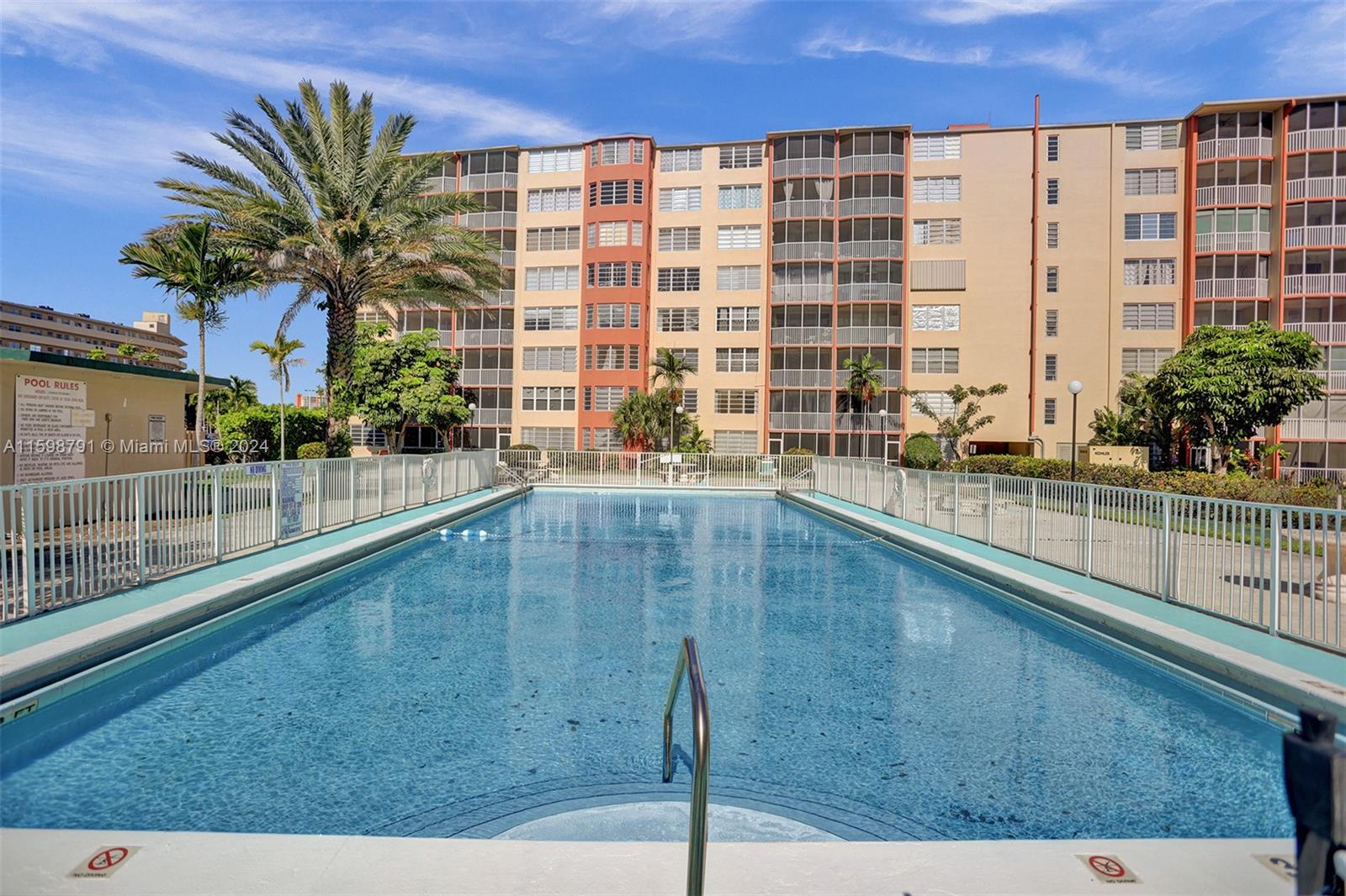 JADE WINDS GROUP - - Residential