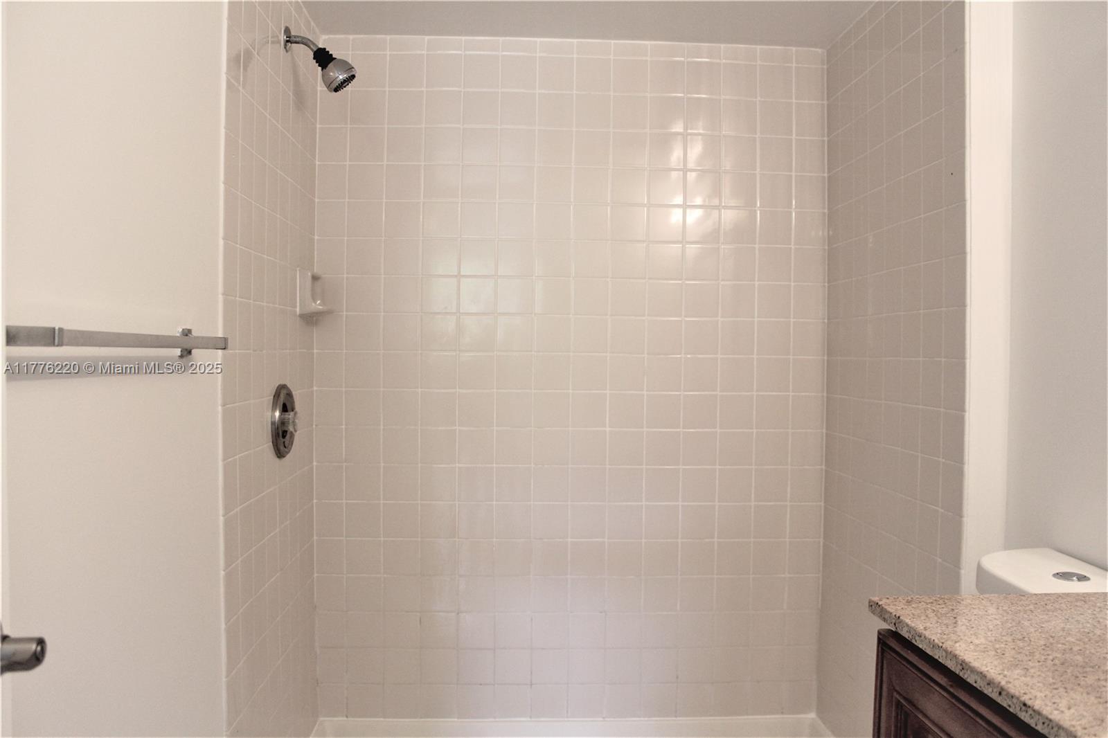 EDGEWATER CONDO - Residential Lease