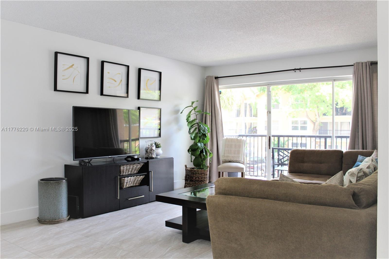 EDGEWATER CONDO - Residential Lease