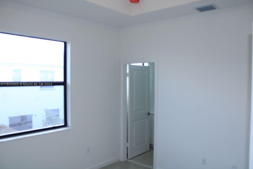SIENA RESERVE SOUTH - Residential Lease