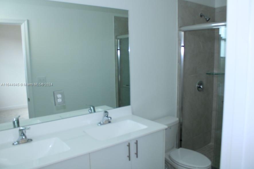 SIENA RESERVE SOUTH - Residential Lease