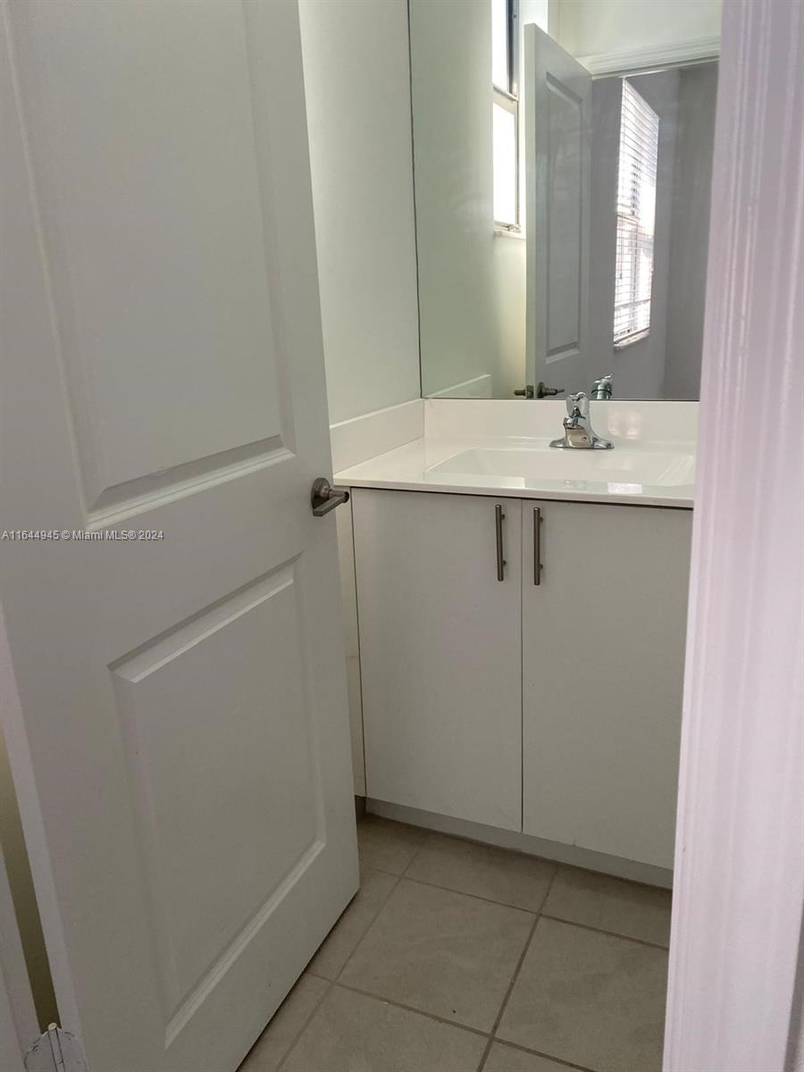 SIENA RESERVE SOUTH - Residential Lease