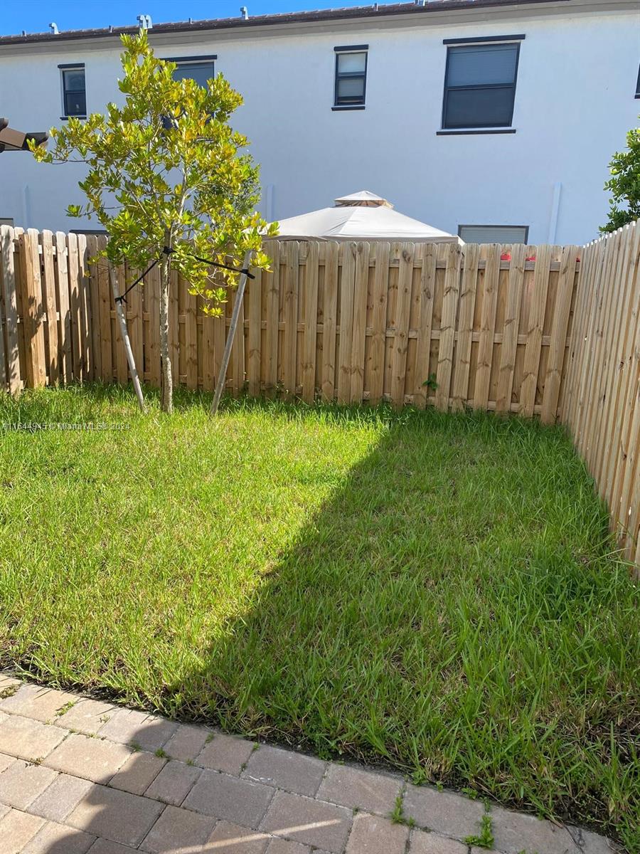 SIENA RESERVE SOUTH - Residential Lease