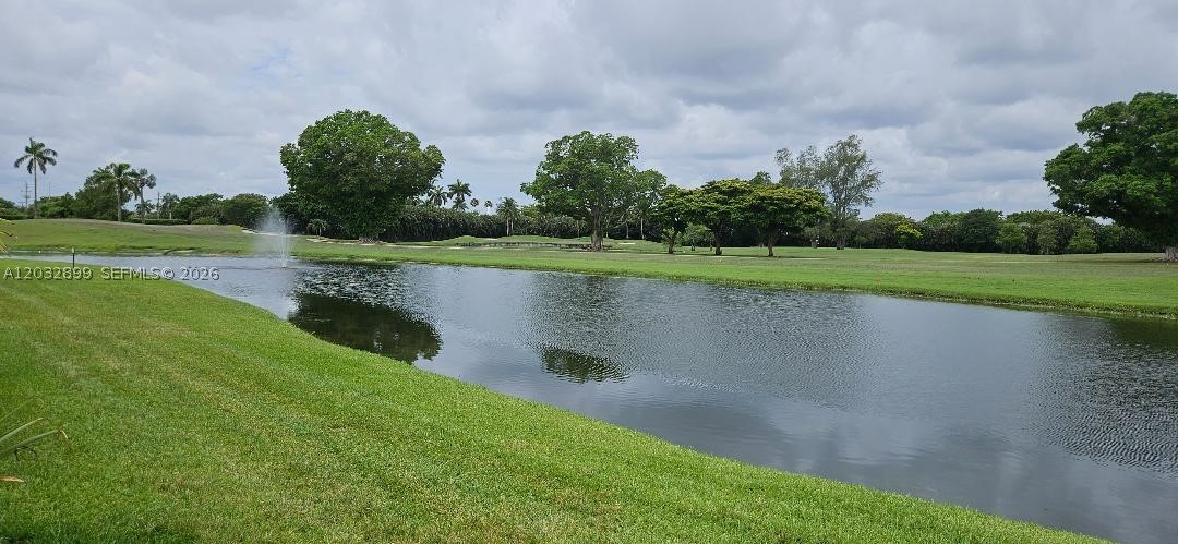 HOLLYBROOK GOLF AND - Residential
