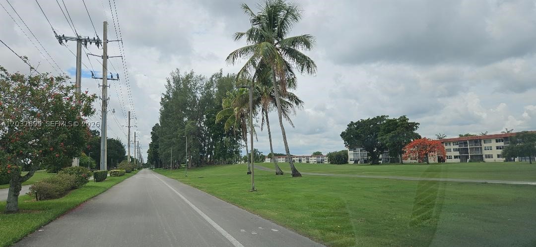 HOLLYBROOK GOLF AND - Residential