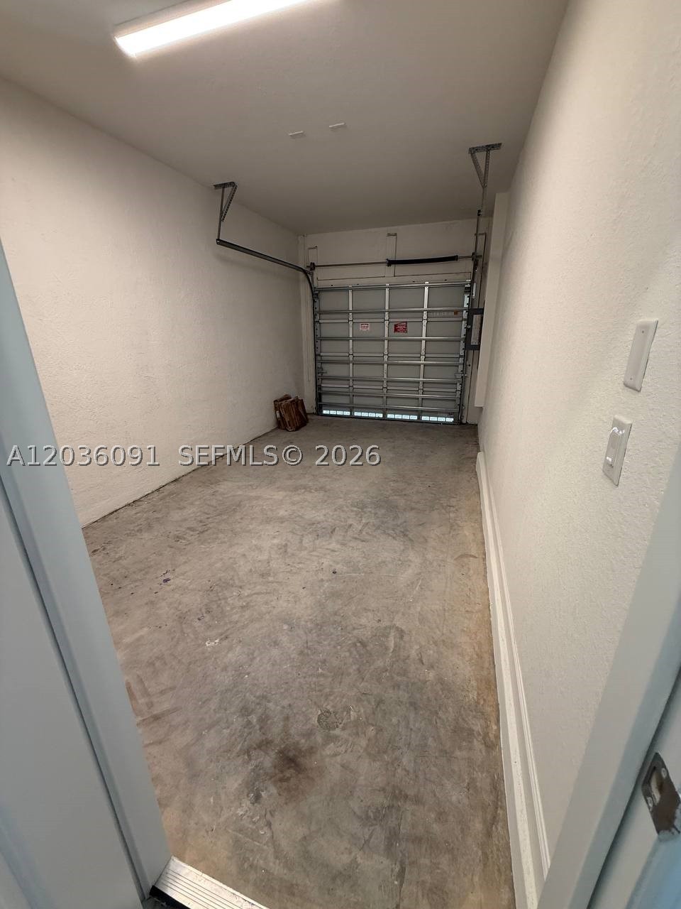 CENTURY PARK SQUARE NORTH - Residential Lease