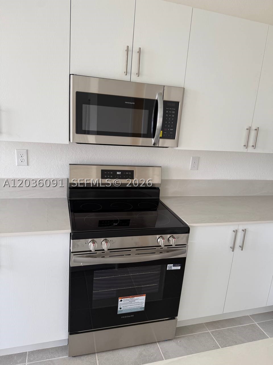 CENTURY PARK SQUARE NORTH - Residential Lease