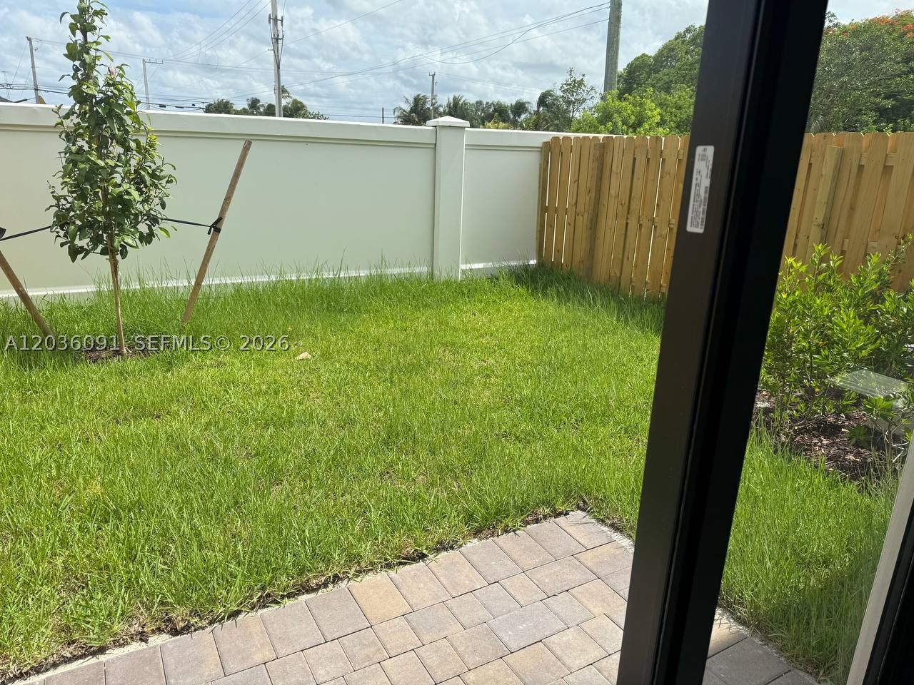 CENTURY PARK SQUARE NORTH - Residential Lease