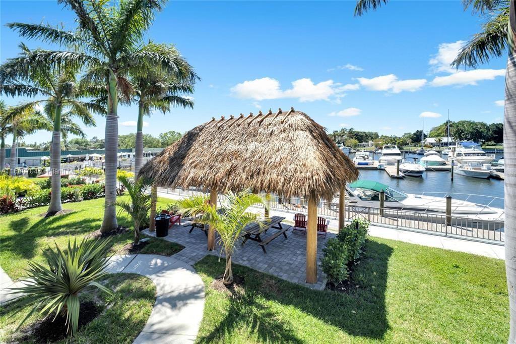 SARASOTA CAY CLUB CONDO - Residential