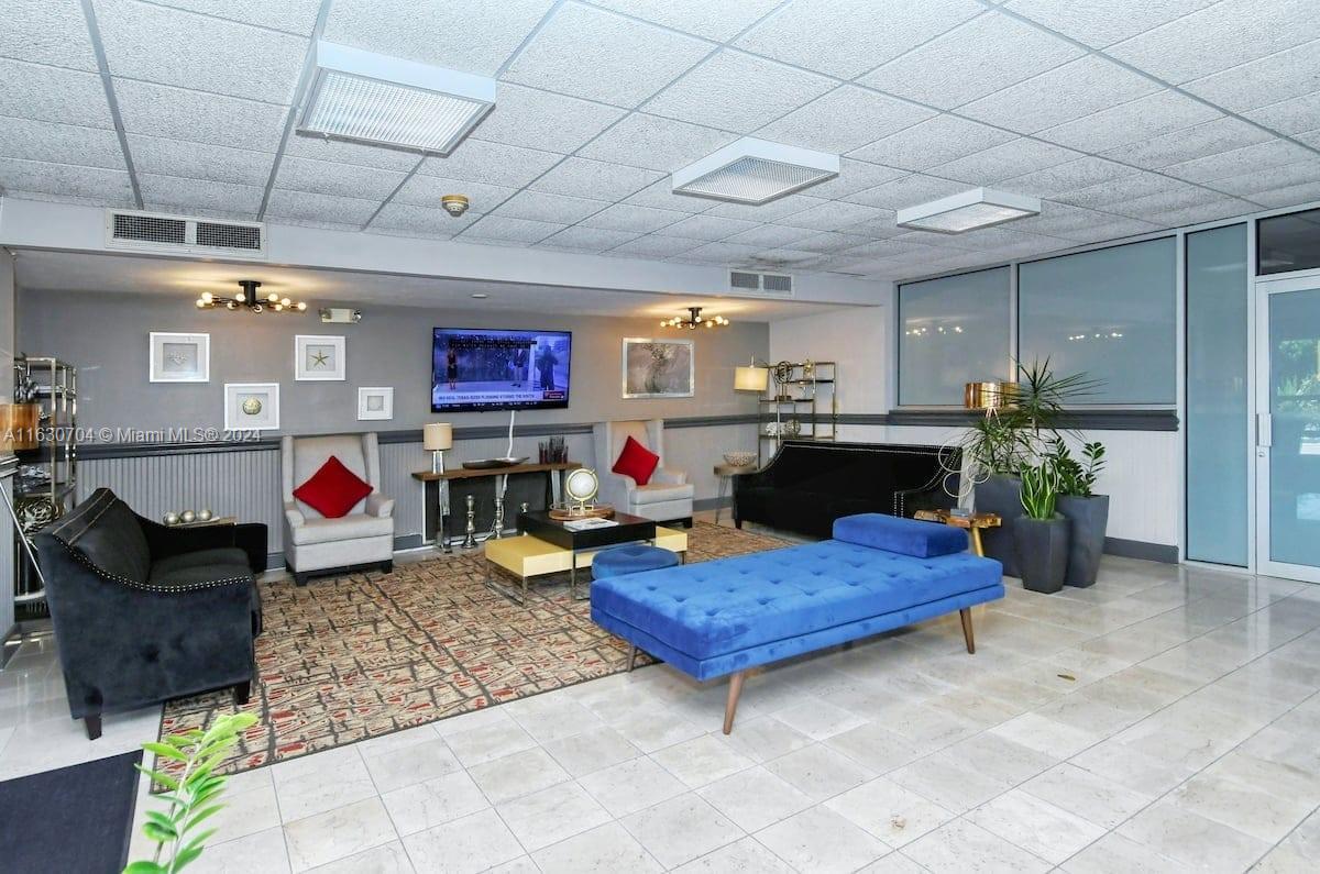 SARASOTA CAY CLUB CONDO - Residential