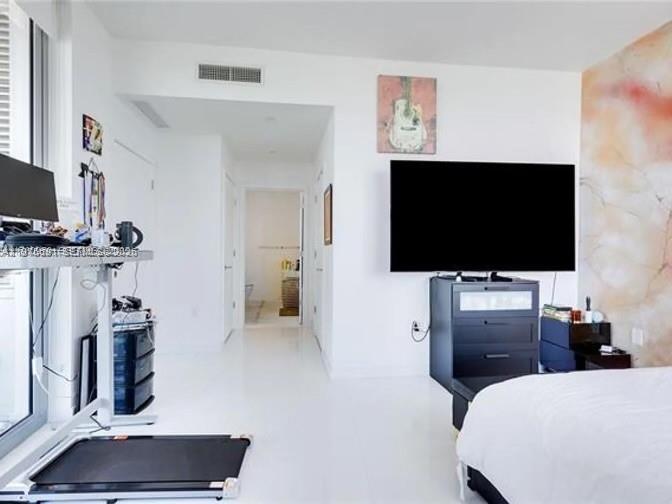 PARAMOUNT MIAMI WORLDCENT - Residential