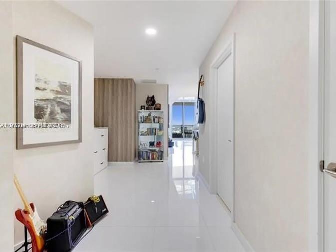 PARAMOUNT MIAMI WORLDCENT - Residential
