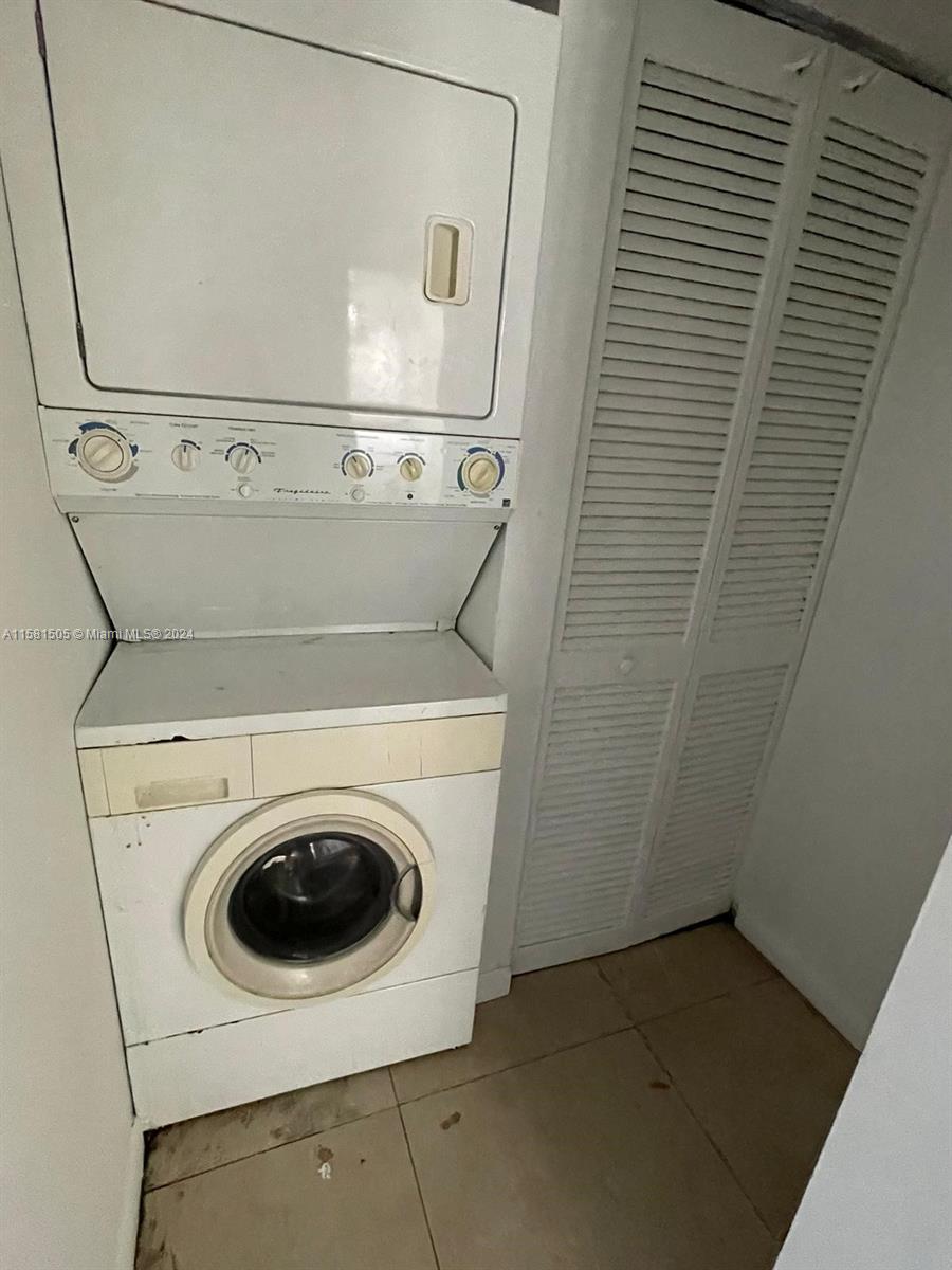 RIVER RUN CONDO PH I - Residential Lease